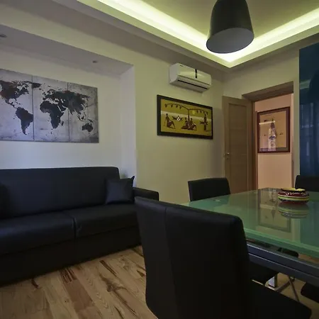 Piramide House Apartment Rome